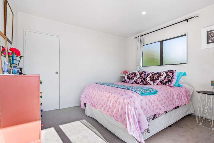 2/68 Routley Drive Glen Eden_10