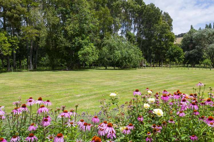 63 Ngakoroa Road Ormond_16