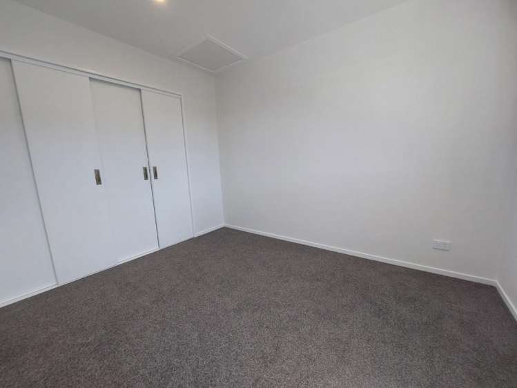 6 Selo Street Glen Eden_10