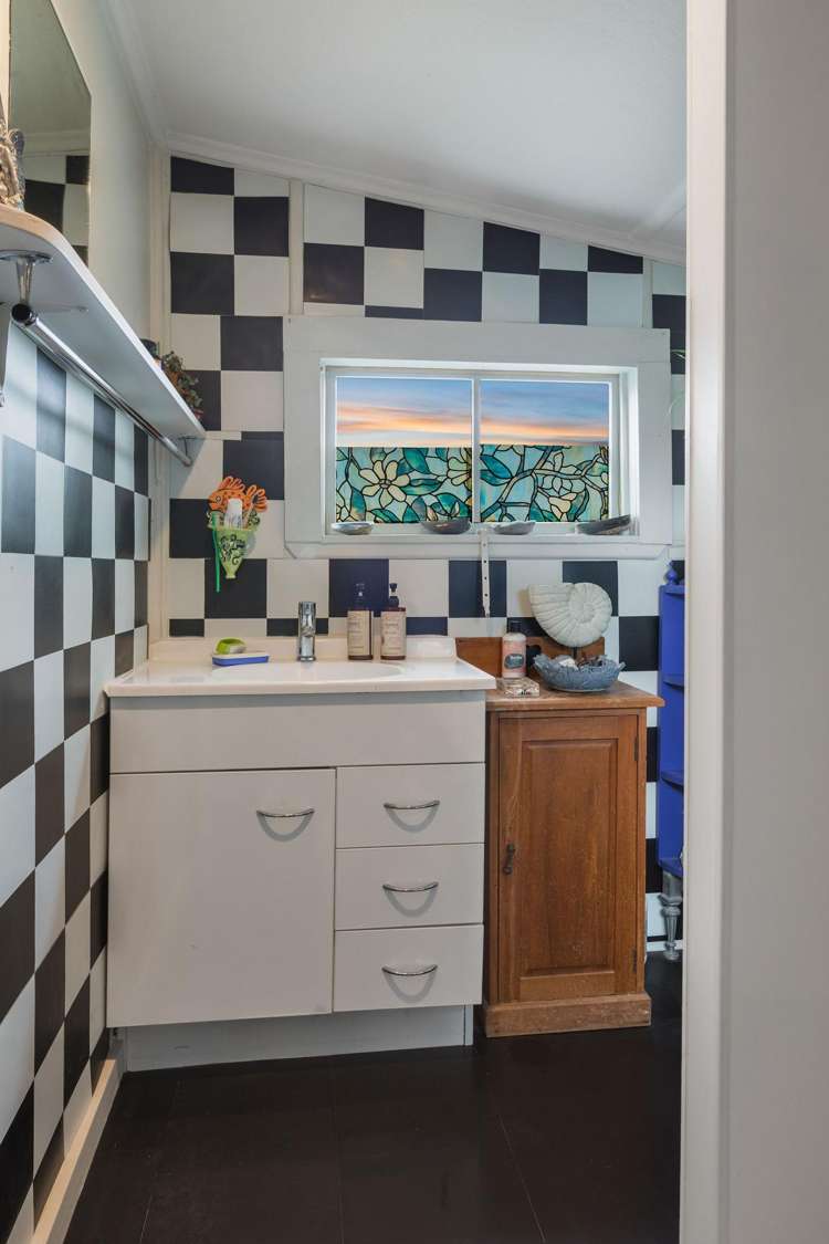 31 Parry Palm Avenue Waihi_16