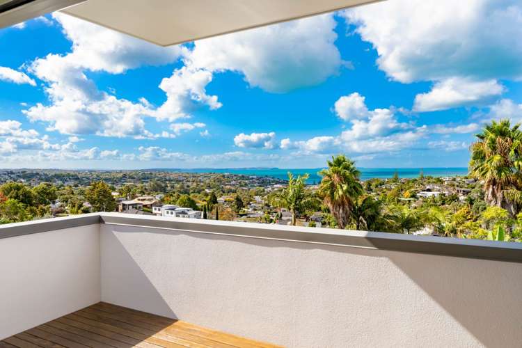 2/171 Kowhai Road Mairangi Bay_17