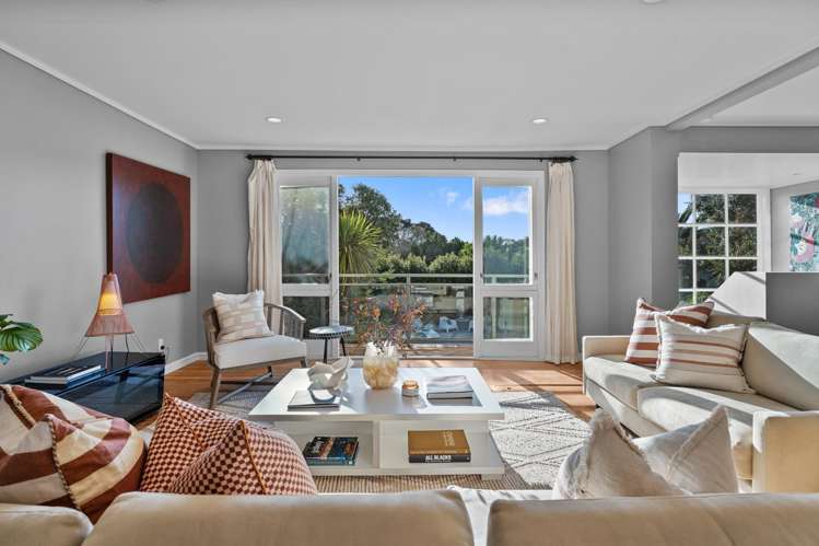47 Fern Glen Road South_5