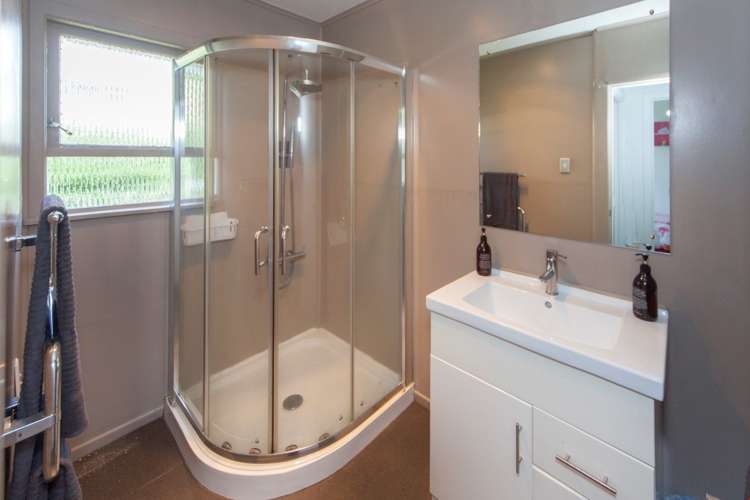 10 Thomas Rea Place Te Atatu South_7