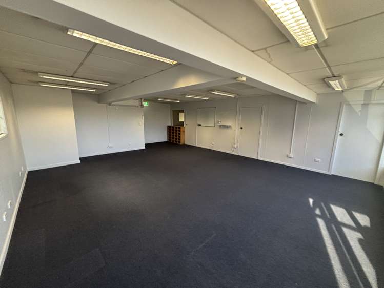 495 Hutt Road Alicetown_11