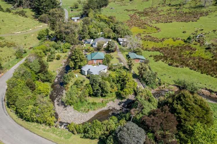 7 Factory Road Little Akaloa_29