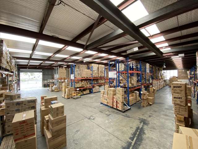 Affordable Warehouse + Yard