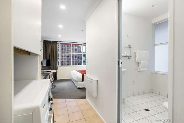 7h/120 The Terrace Wellington Central_3