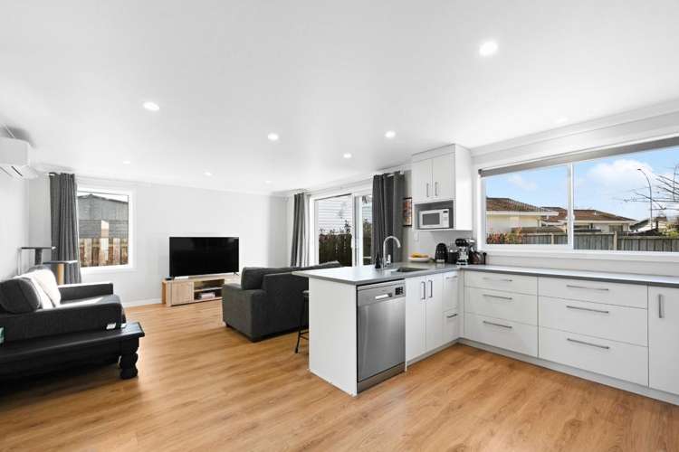 52a Tuhikaramea Road Dinsdale_9