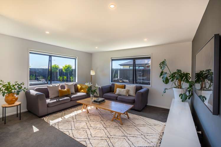 11 Chesney Drive_4