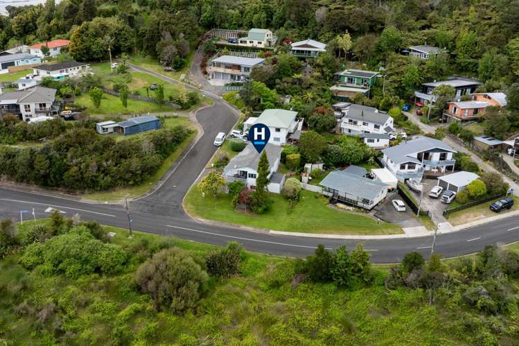 1 Patton Place Tairua_11