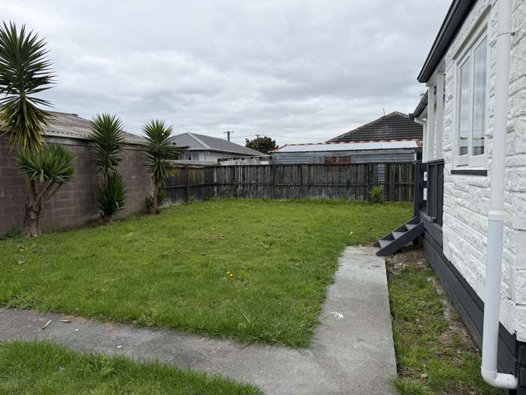 2/49 Sutton Crescent Papakura_12