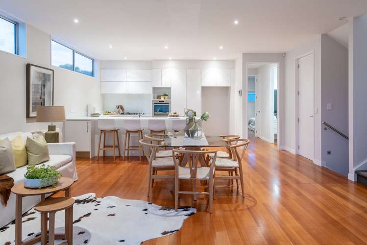 33 Luplau Crescent Cockle Bay_6