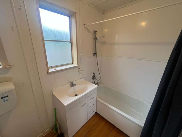 34 Islington Avenue New Lynn_6