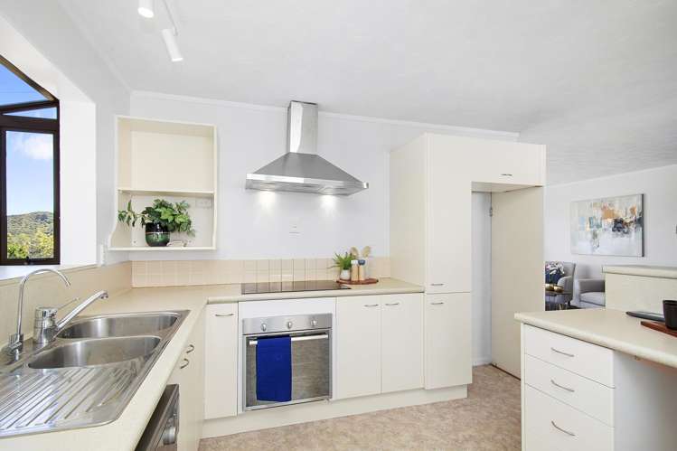 2/13 McManaway Grove Stokes Valley_6