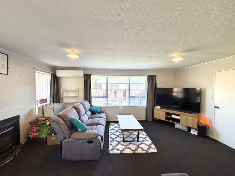 34 Gemstone Drive 11301_1