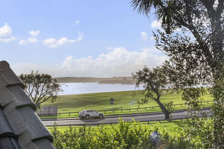 38 & 38A Te Arawa Street Orakei_28