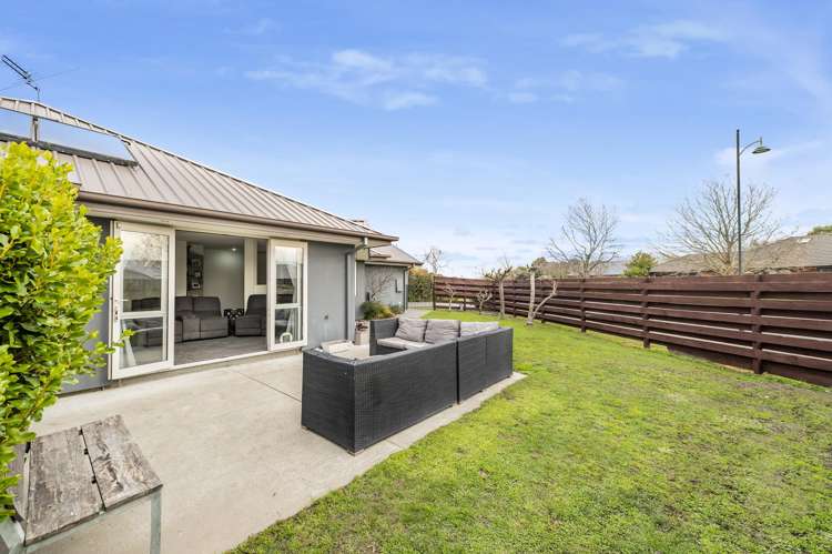 244 Southfield Drive Lincoln_25