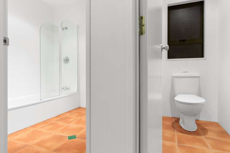 55 Warner Park Avenue Laingholm_12