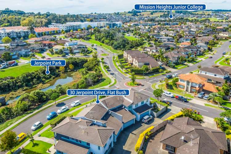 30 Jerpoint Drive Flat Bush_13