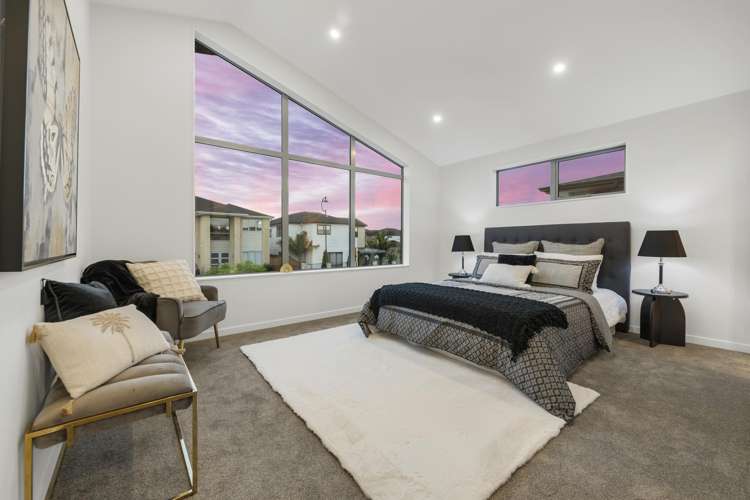 18 Castlebane Drive Flat Bush_29