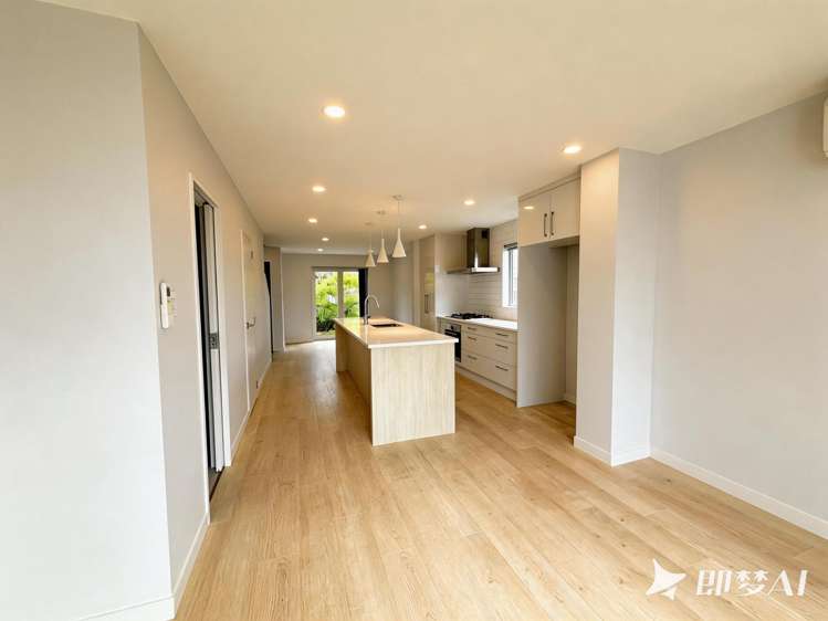 8 Lords Way Silverdale_7