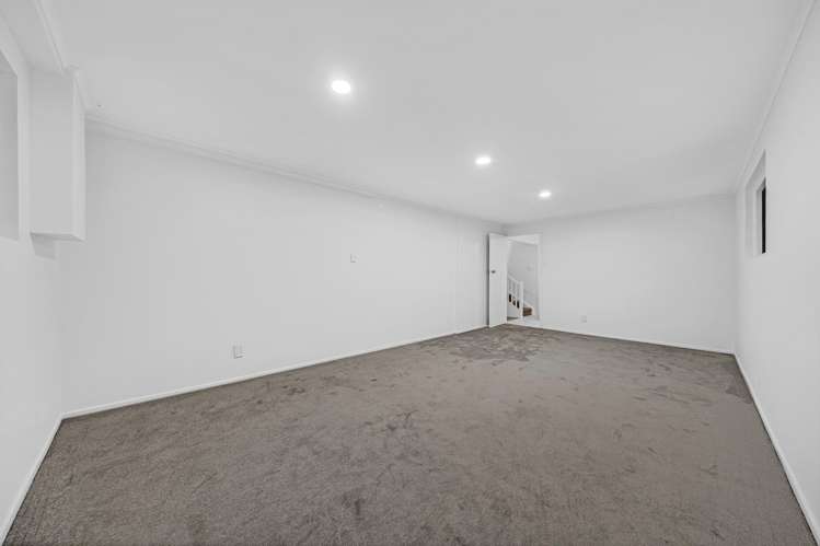 14 Richardson Avenue_5