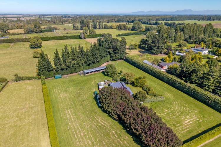 238 Beach Road East Elgin_25