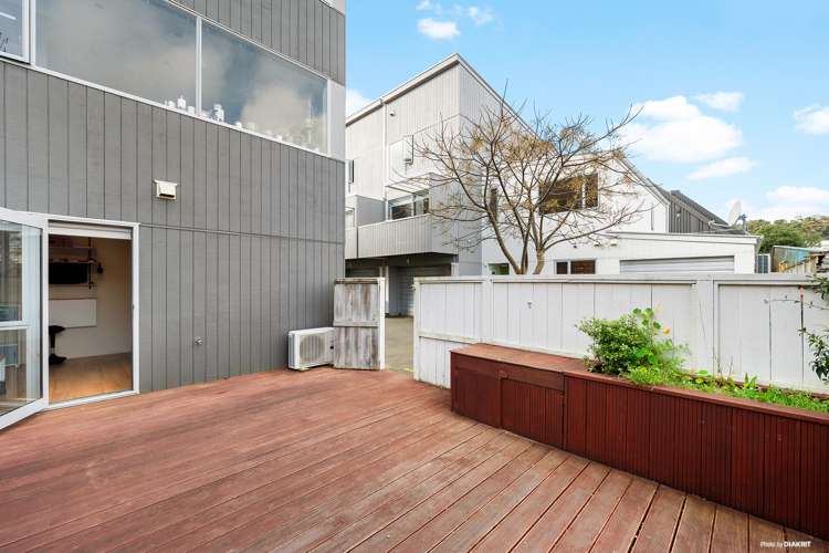 15/37 Daniell Street Newtown_11