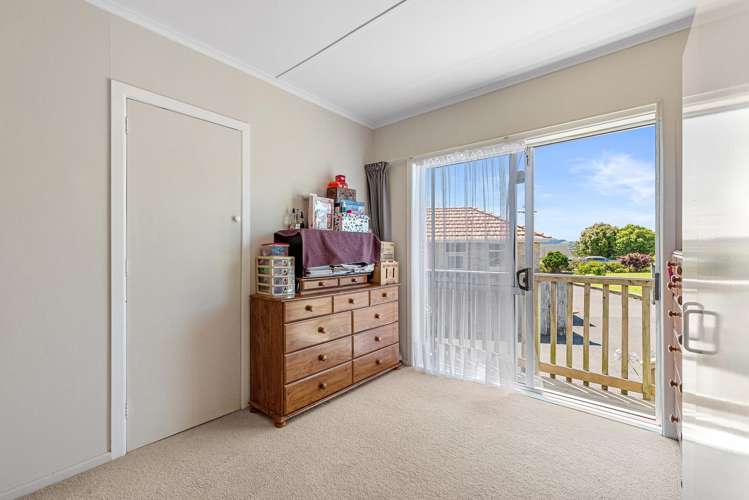 5b Somerset Grove Parkvale_10