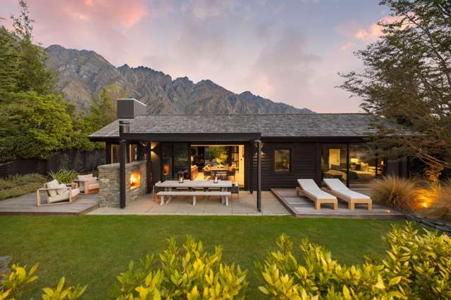 A Sanctuary of tranquility in Jack's Point