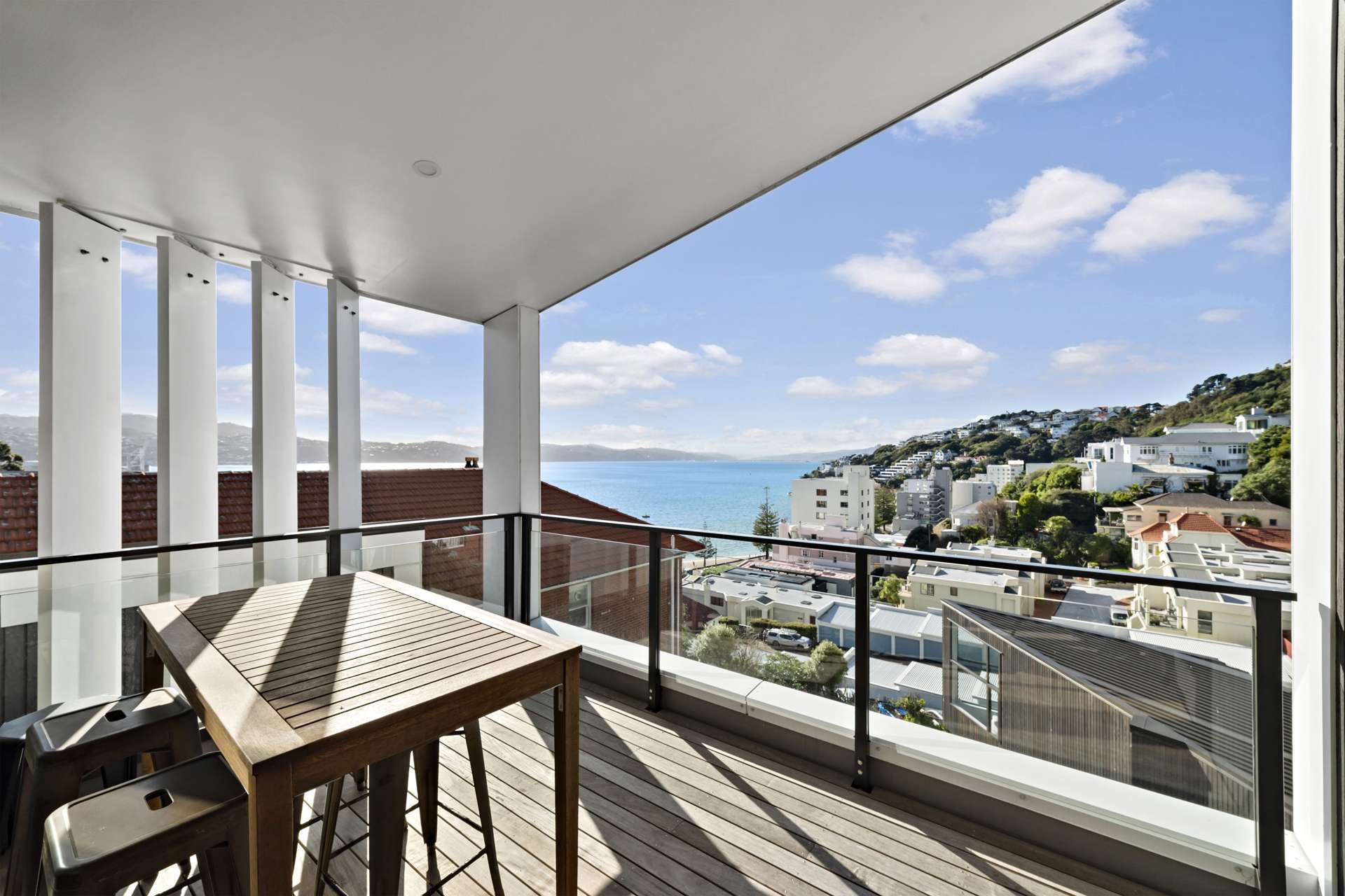 2/18 Oriental Terrace Oriental Bay_0