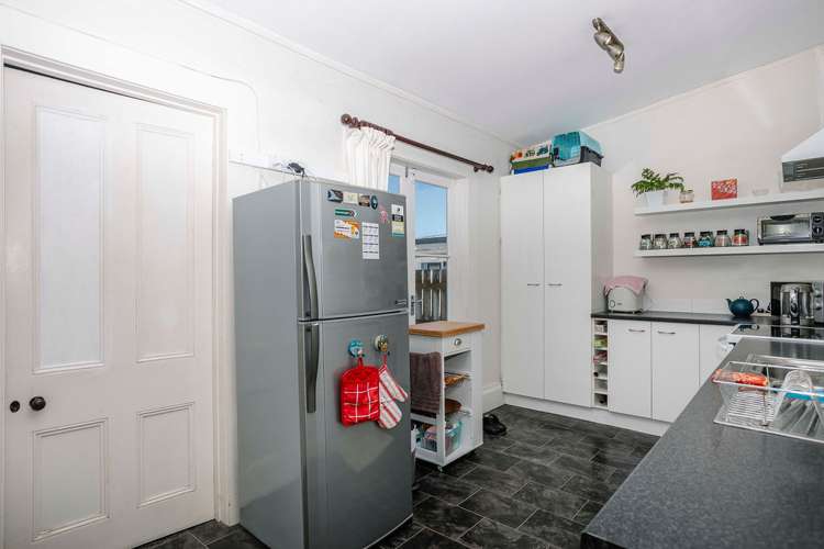 66 Allardice Street Dannevirke_21