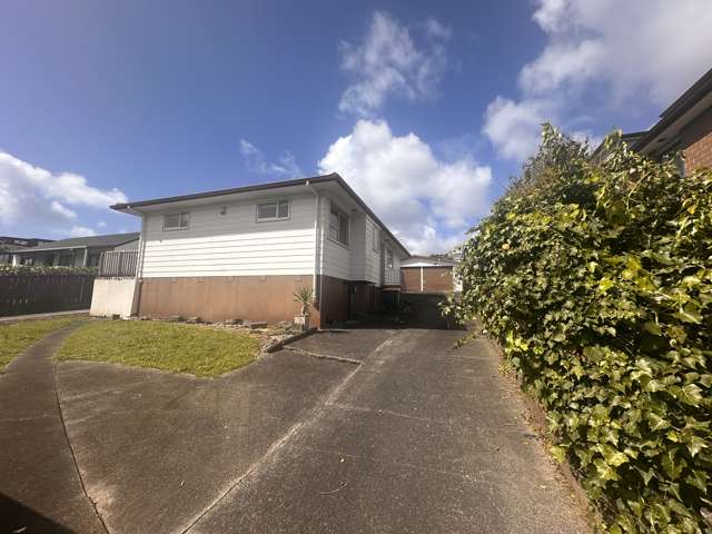 3 Bedroom home handy to local schools and shops