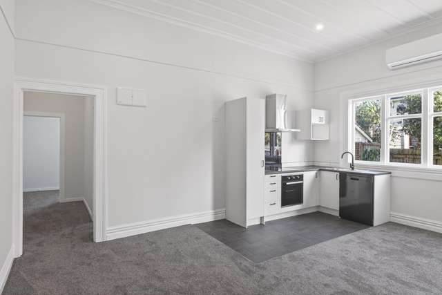 2/153 Wainui Road Kaiti_3