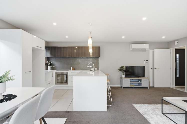 2/505 Madras Street St Albans_6