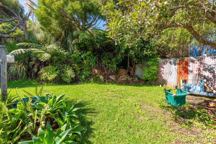 22 Koutu Beach Road Opononi_16