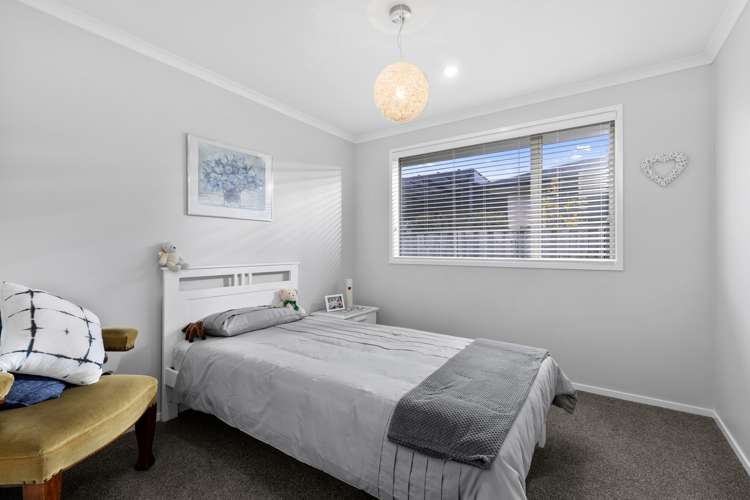 11 Orchard Terrace Riverhead_6