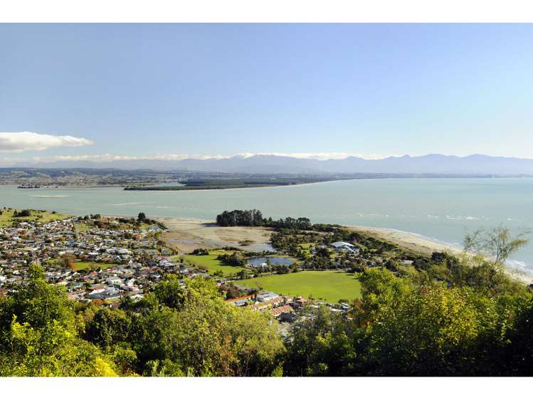 260 Princes Drive Britannia Heights_5