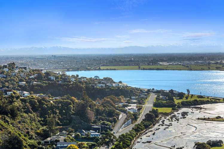 3 Inverness Lane Redcliffs_25