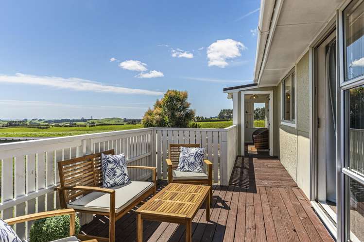 401 Koru Road Oakura_9