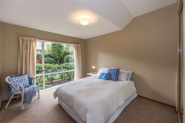 2/32a Bryndwr Road Fendalton_11