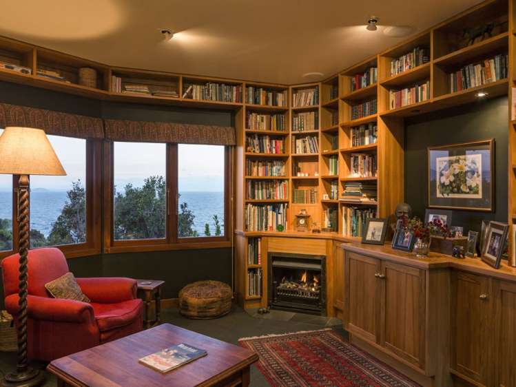 22 Whakamoenga Point Acacia Bay_14