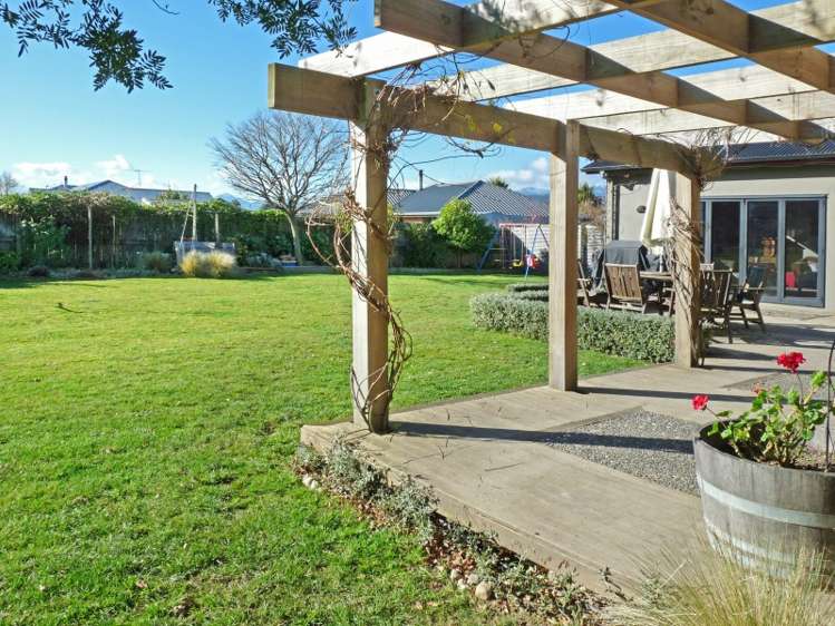 10 Mayer Crescent Wakefield_18