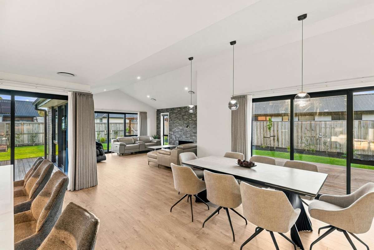 58 Carnaveron Drive_4