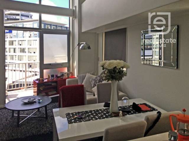 Unit 11E/8 White Street City Centre_1