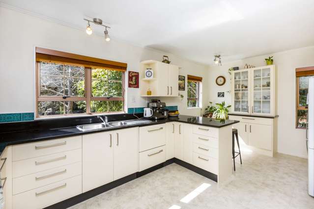 69 Chatsworth Road Silverstream_4