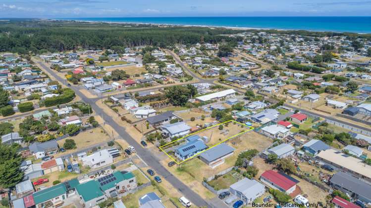 6 Ruanui Street Himatangi Beach_13