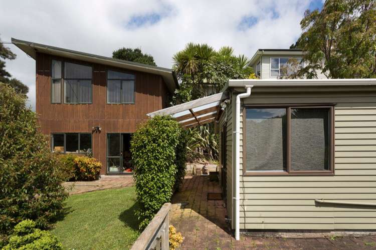 9 Landing Road Titirangi_15