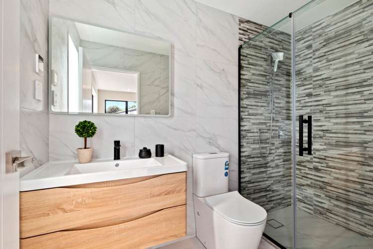 36 Pacific Heights Road Orewa_12