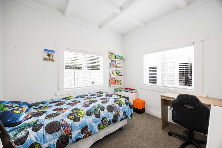 9 Ocean View Road Hillcrest_13